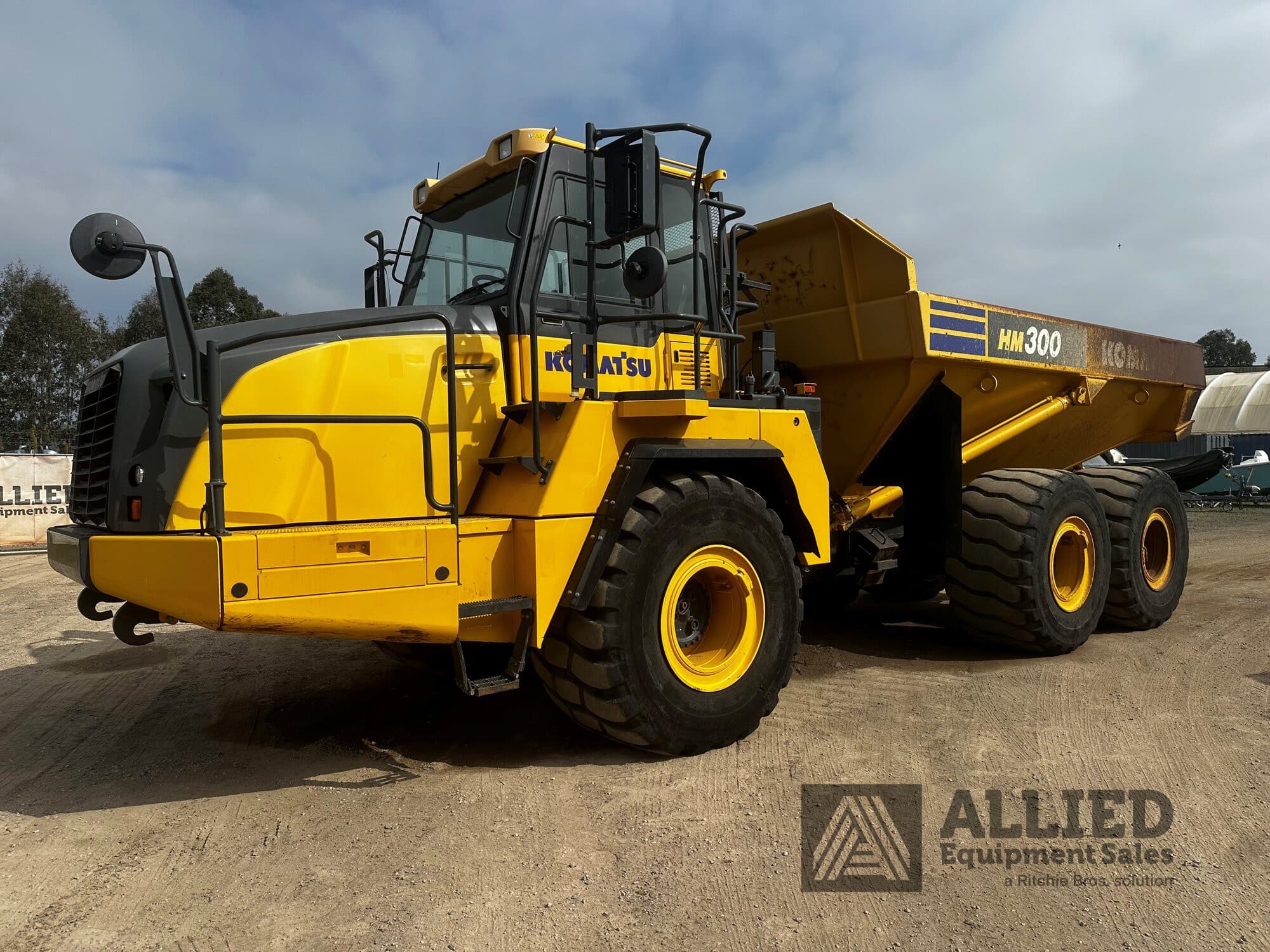 2020 KOMATSU HM300-5 ARTICULATED DUMP TRUCK