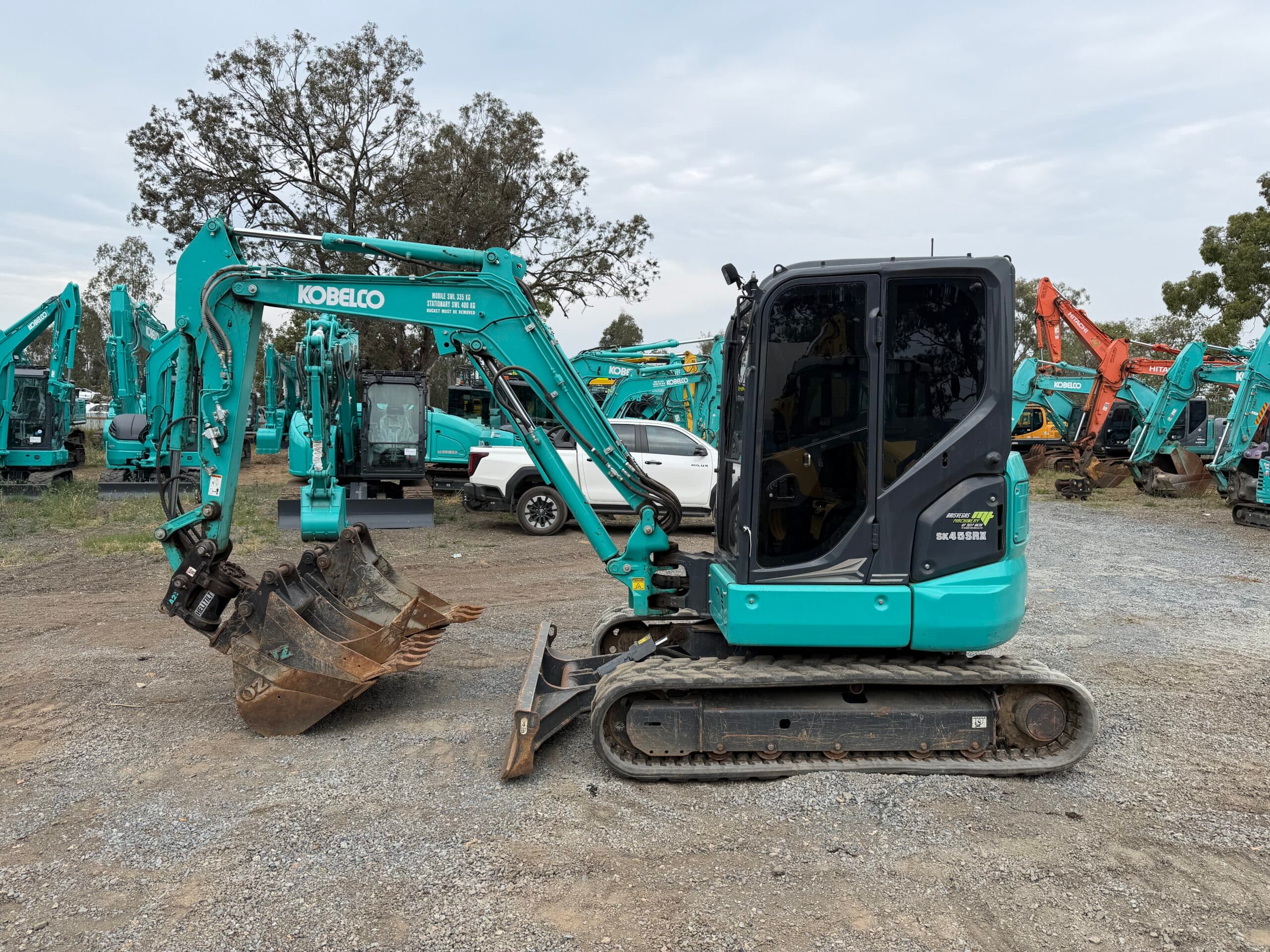 KOBELCO SK45SRX-7 EXCAVATOR