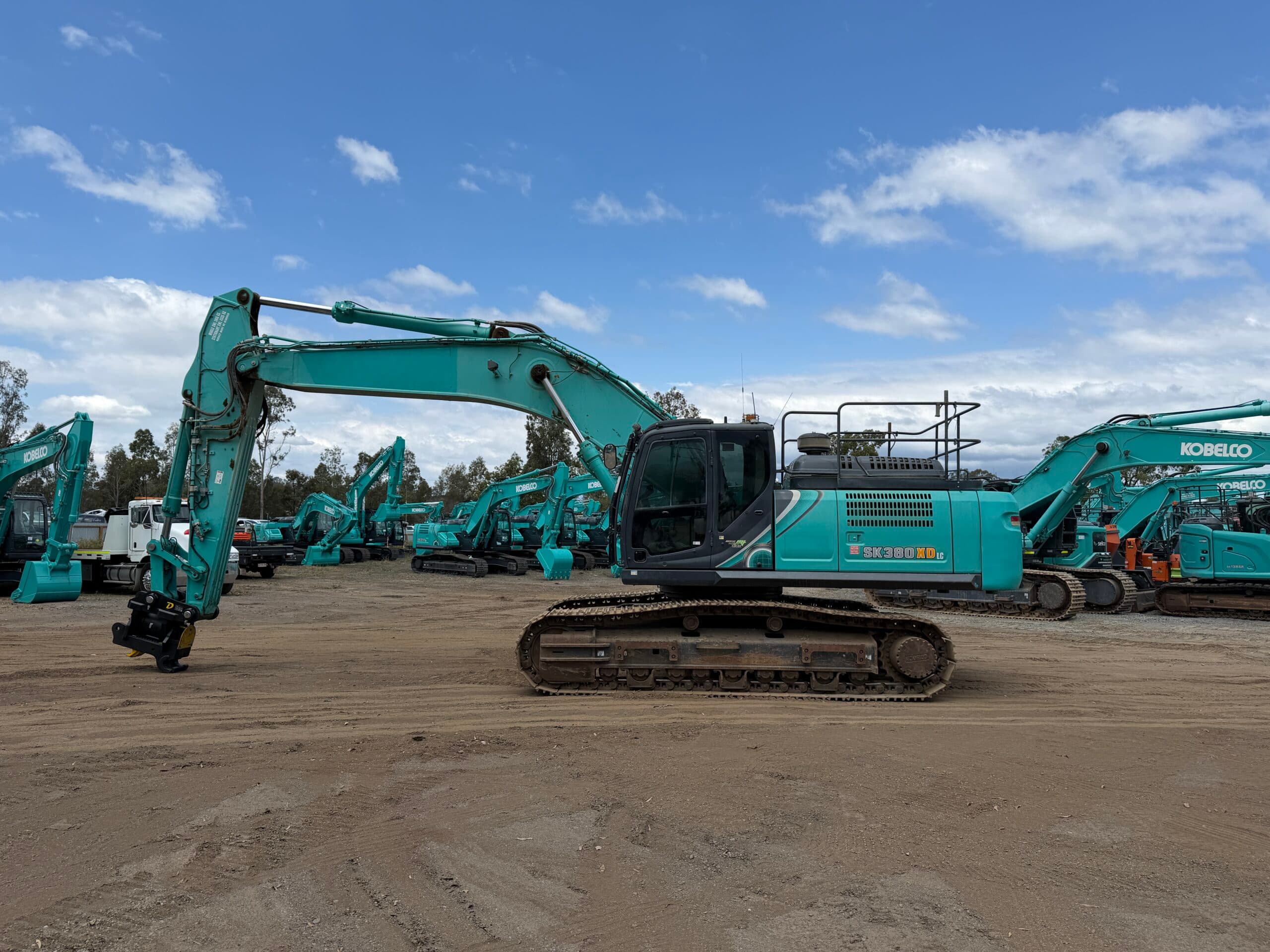 KOBELCO SK380XDLC-10 EXCAVATOR