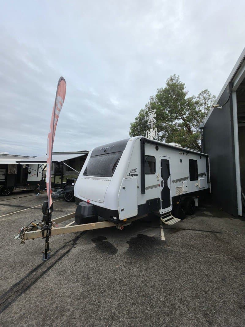 2022 JAYCO SILVERLINE 21.65-3.SL