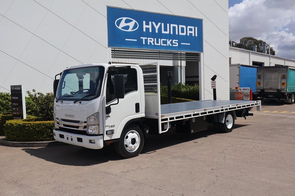 2019 ISUZU NQR 80-190