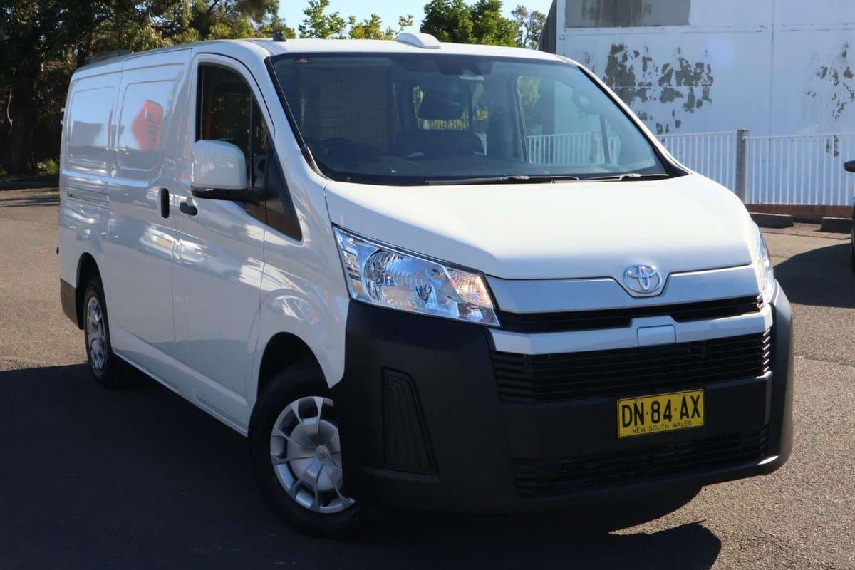 2024 Toyota Hiace GDH300R