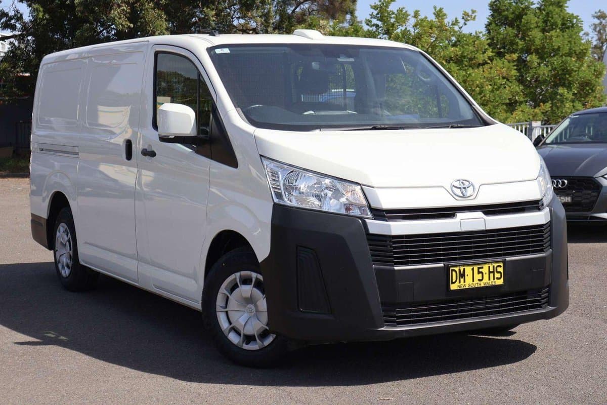 2024 Toyota Hiace GDH300R
