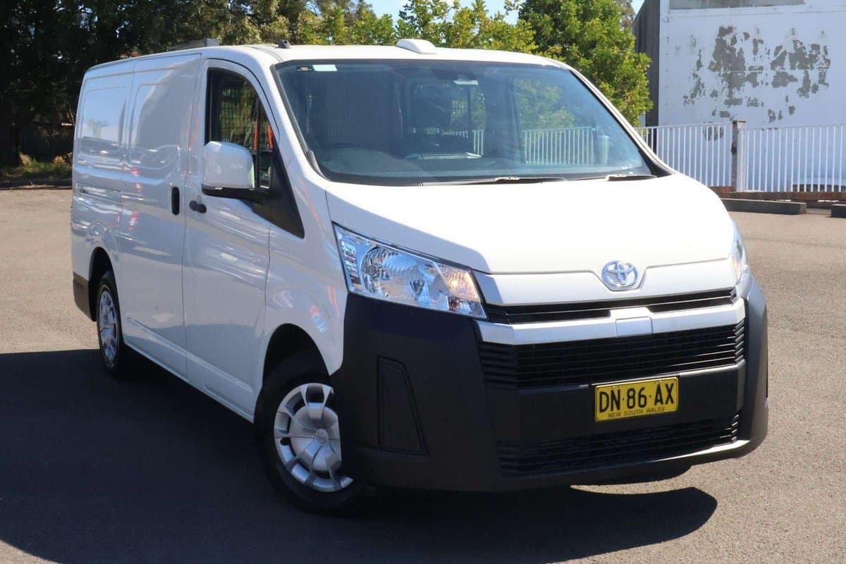 2024 Toyota Hiace GDH300R