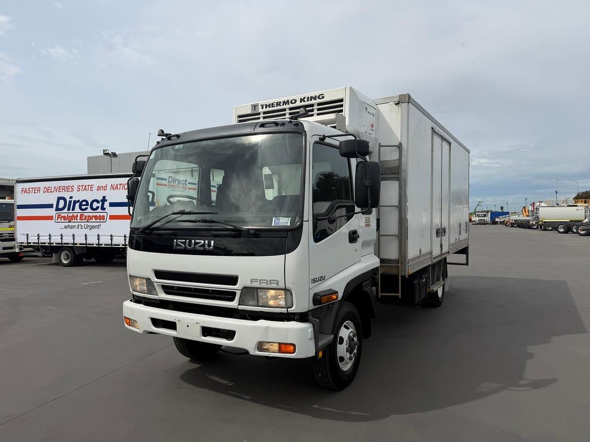 2007 Isuzu F Series FRR 500