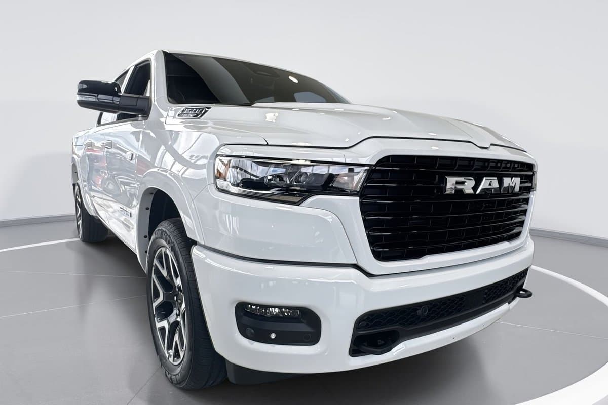 2025 RAM 1500 Laramie Sport Hurricane SO RamBox DT MY25 4X4 Dual Range