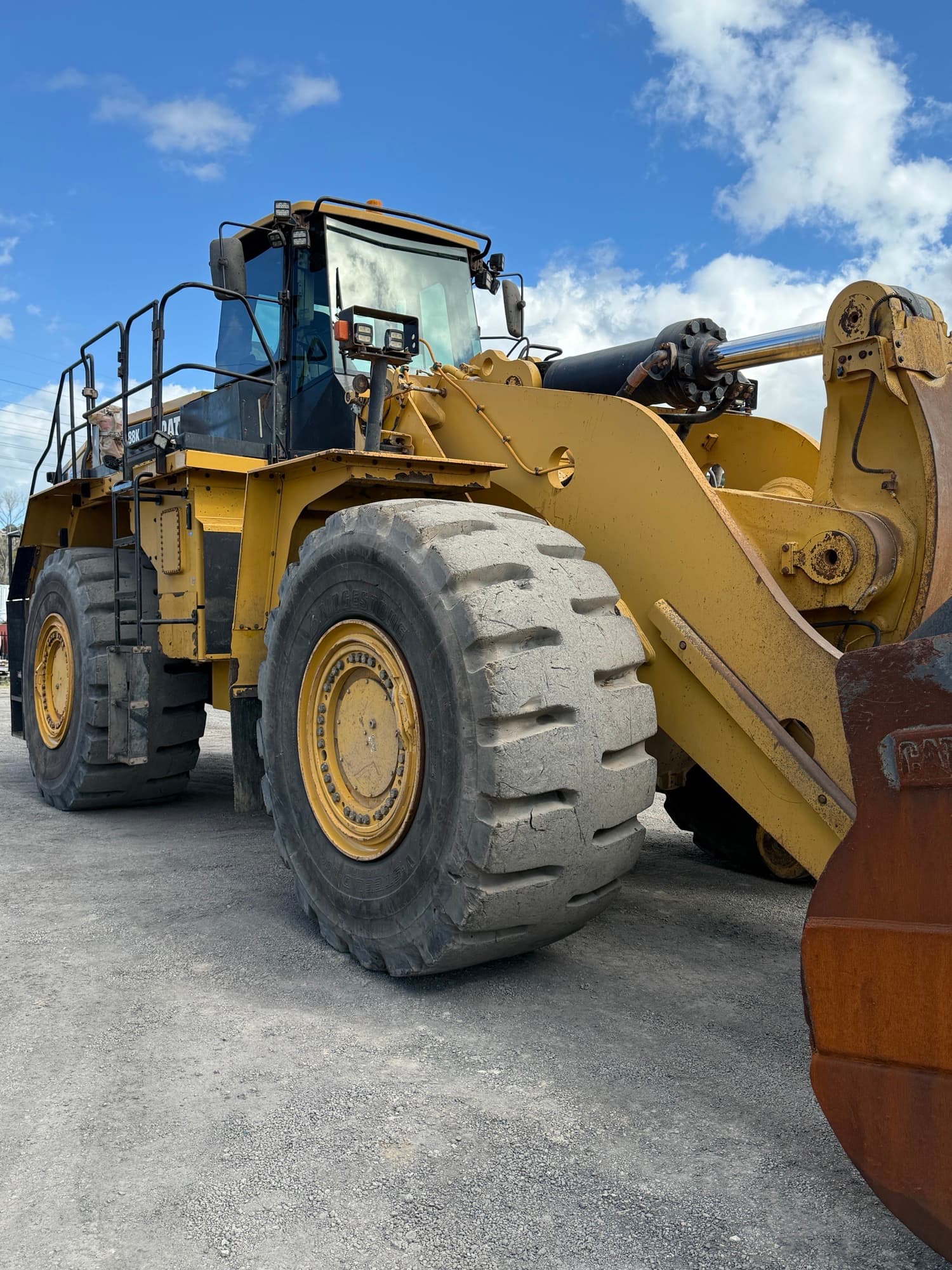Caterpillar 988K Wheel Loader