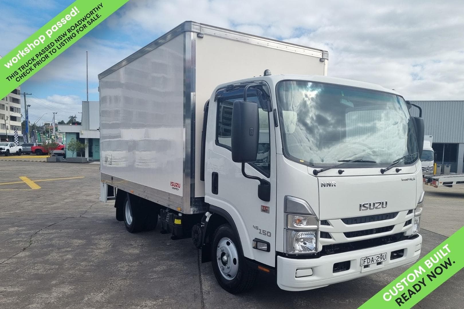 2023 Isuzu N Series NNR 45-150 Vanpack
