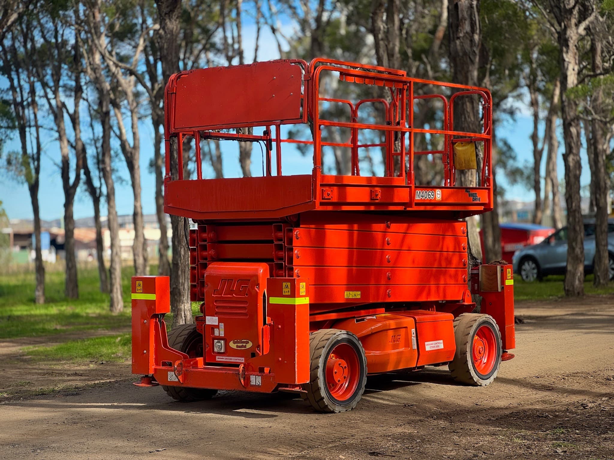 JLG M4069 4X4 ALL TERRAIN SCISSOR LIFT ELEVATED WORK PLATFORM EWP GENIE HAULOTTE SKYJACK