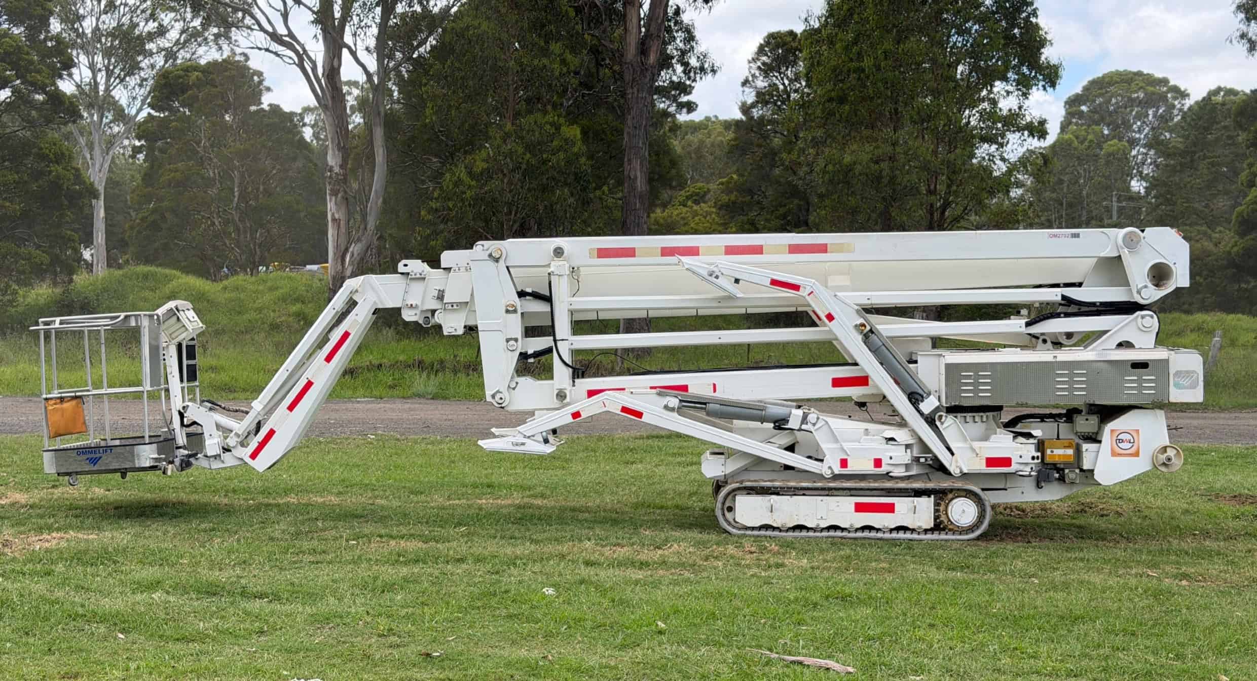 MONITOR OMMELIFT 2750 RXBDJ 27M SPIDER KNUCKLE BOOM SCISSOR LIFT CHERRY PICKER EWP