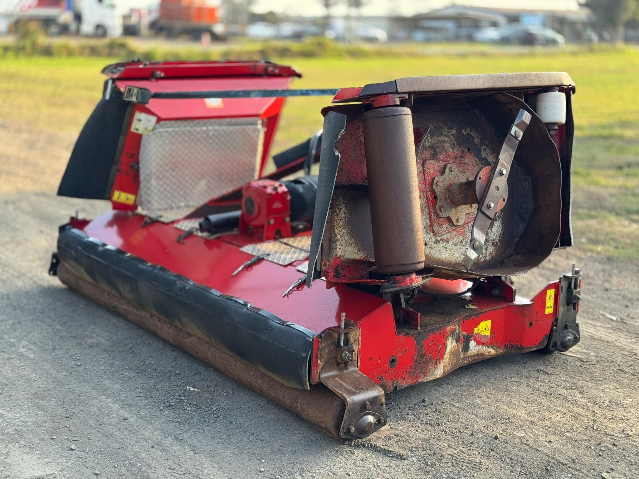 HOWARD TRIMAX STEALTH S3 11FT/3.4M SLASHER  WIDE AREA FOLDING WING FINISHING MOWER JOHN DEERE