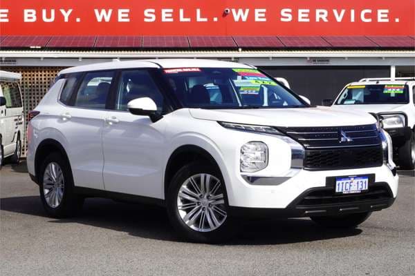 2024 Mitsubishi Outlander ES ZM