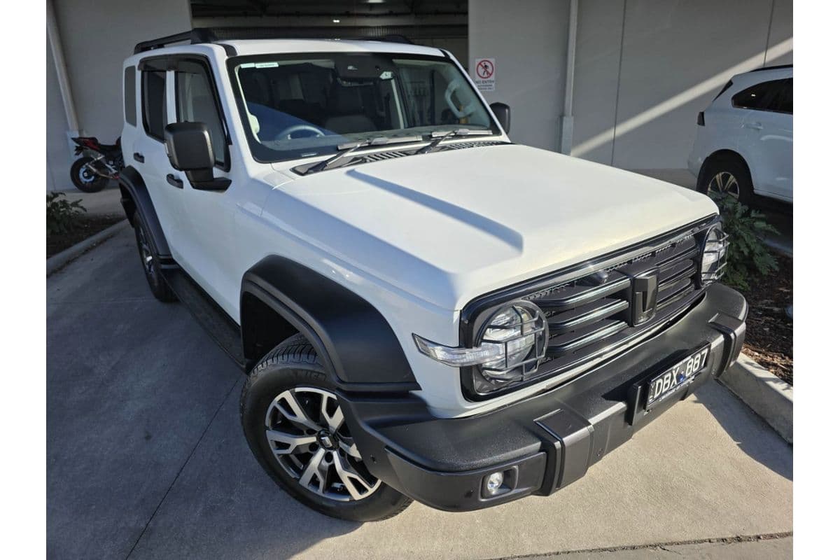 2023 GWM Tank 300 Ultra Hybrid P01