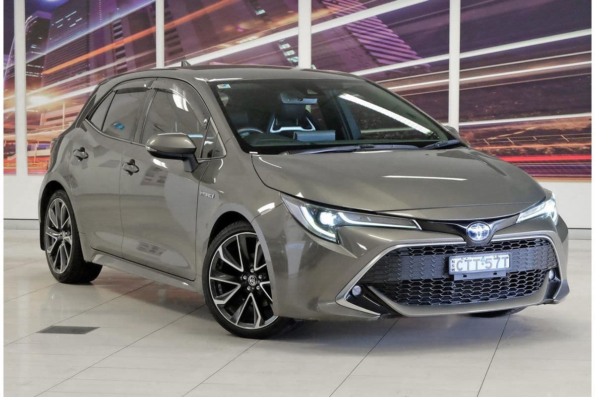 2019 Toyota Corolla ZR Hybrid ZWE211R