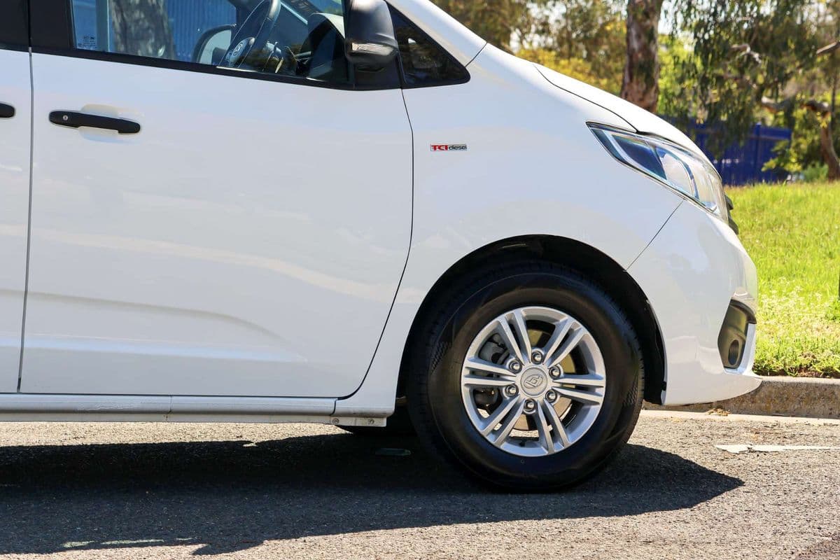 2022 LDV G10 + SV7C