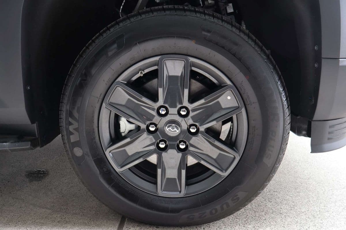 2025 LDV Terron 9 Origin EKK1C 4X4