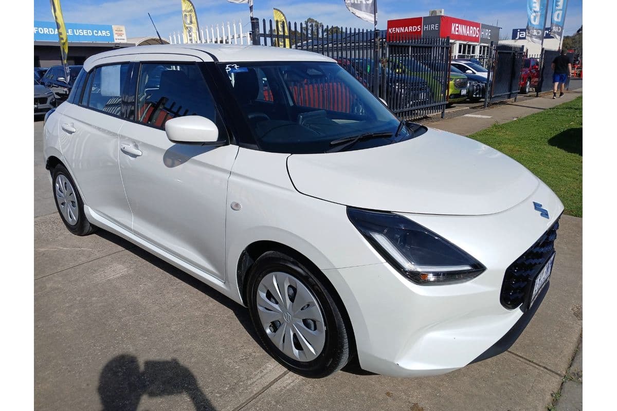 2025 Suzuki Swift Hybrid UZ