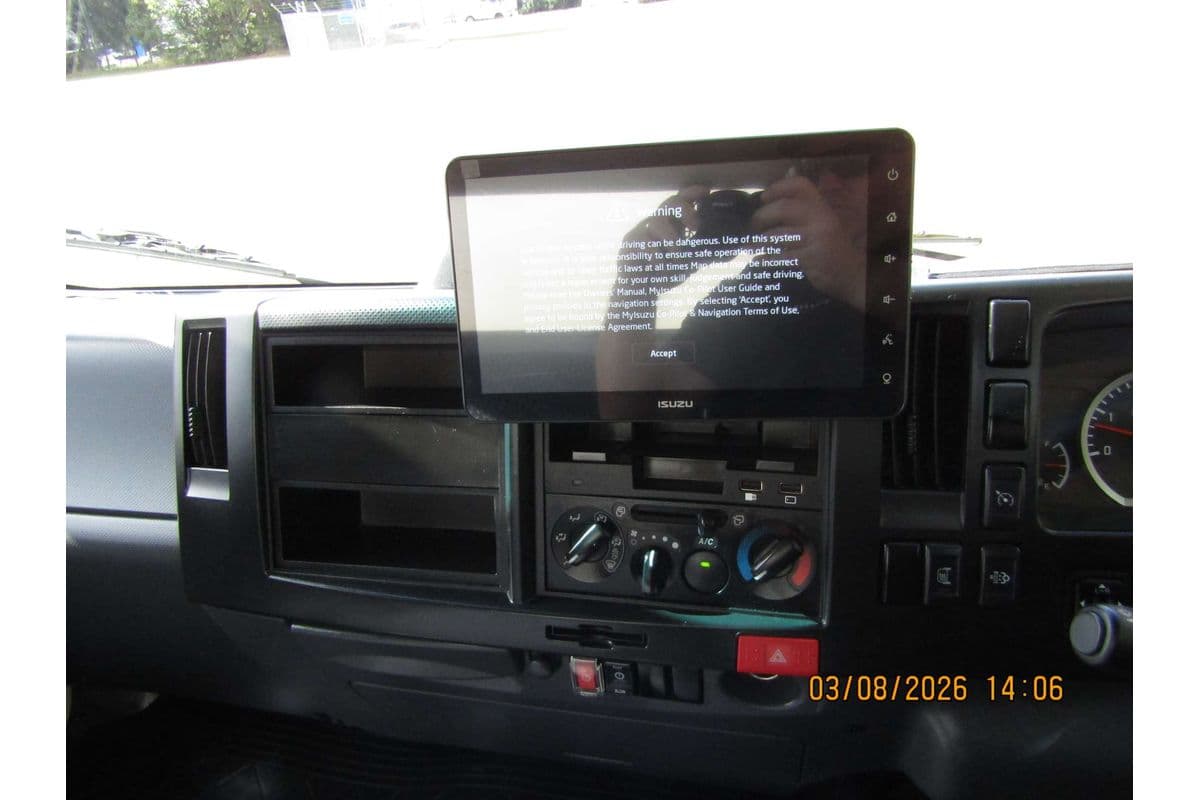 2022 Isuzu NNR