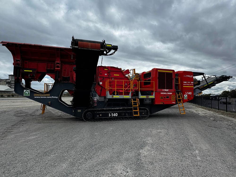 2023 Finlay I-140 Impact Crusher