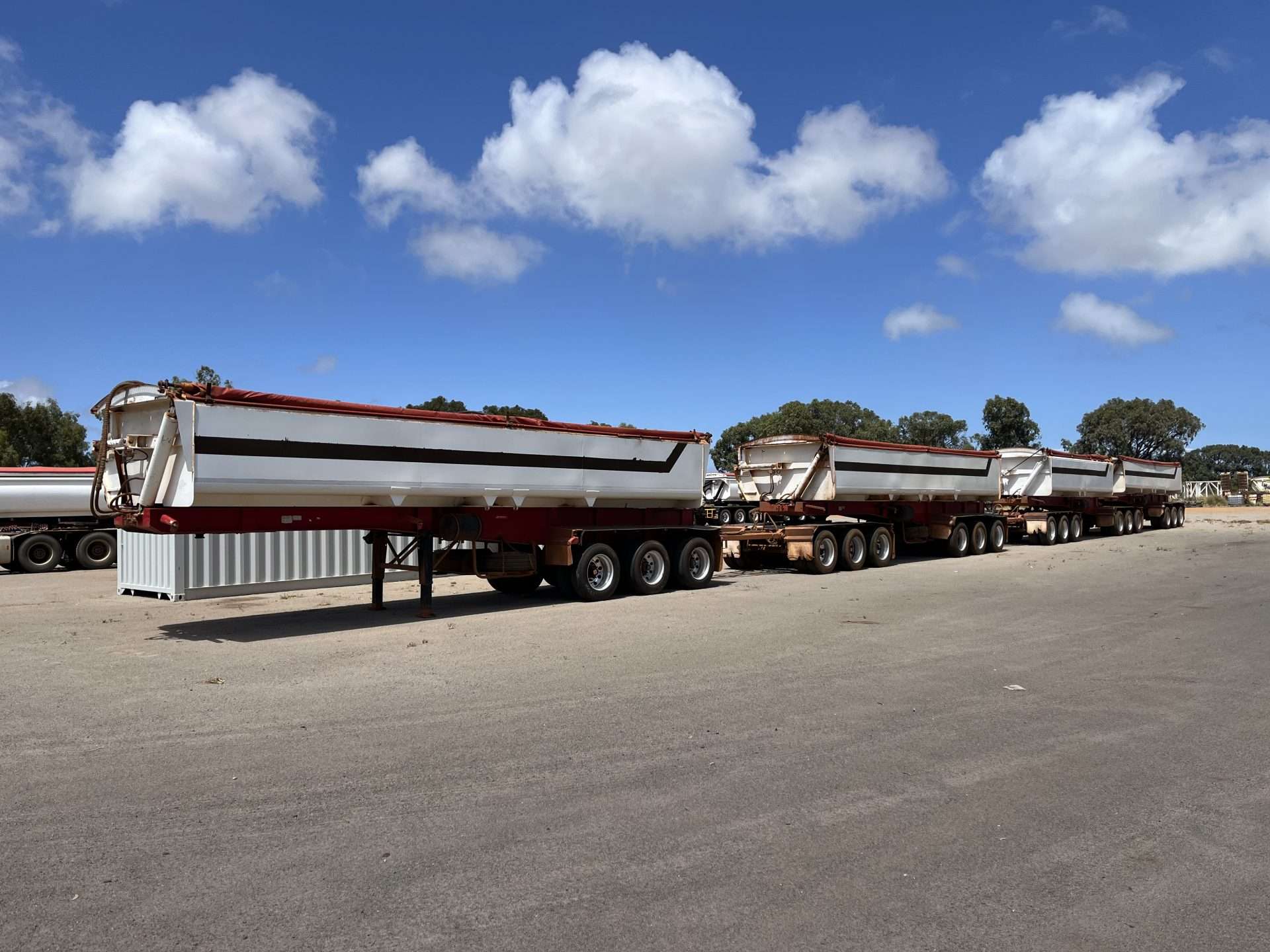Quad Sidetippers- Tri Star