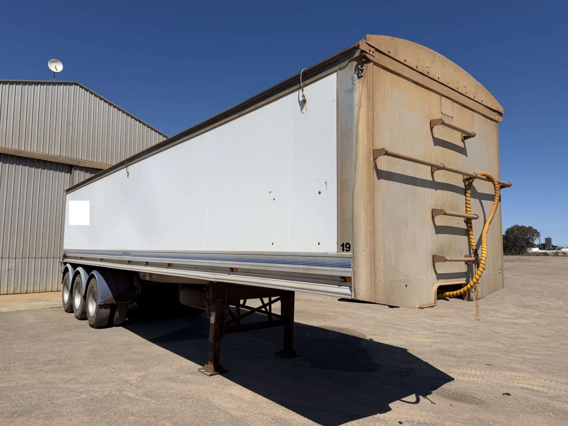 Grain Trailer- Hercules