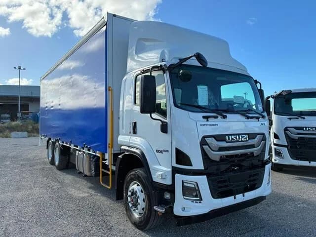 2026 Isuzu F Series FVL 260-300 Freightpack Curtain Sider