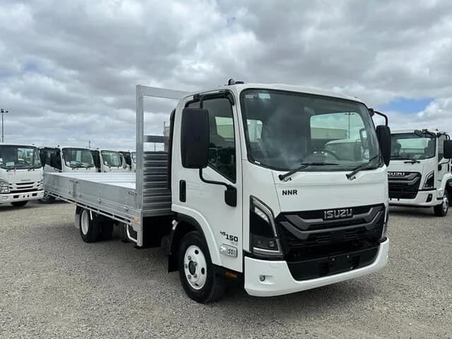 2025 Isuzu N Series NNR 45-150 DT D38 White Tray