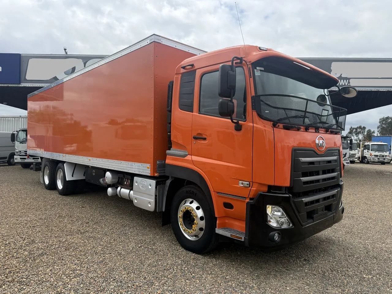 2019 UD Quon CD 25-360 Orange Pantech 7.7l 6x2