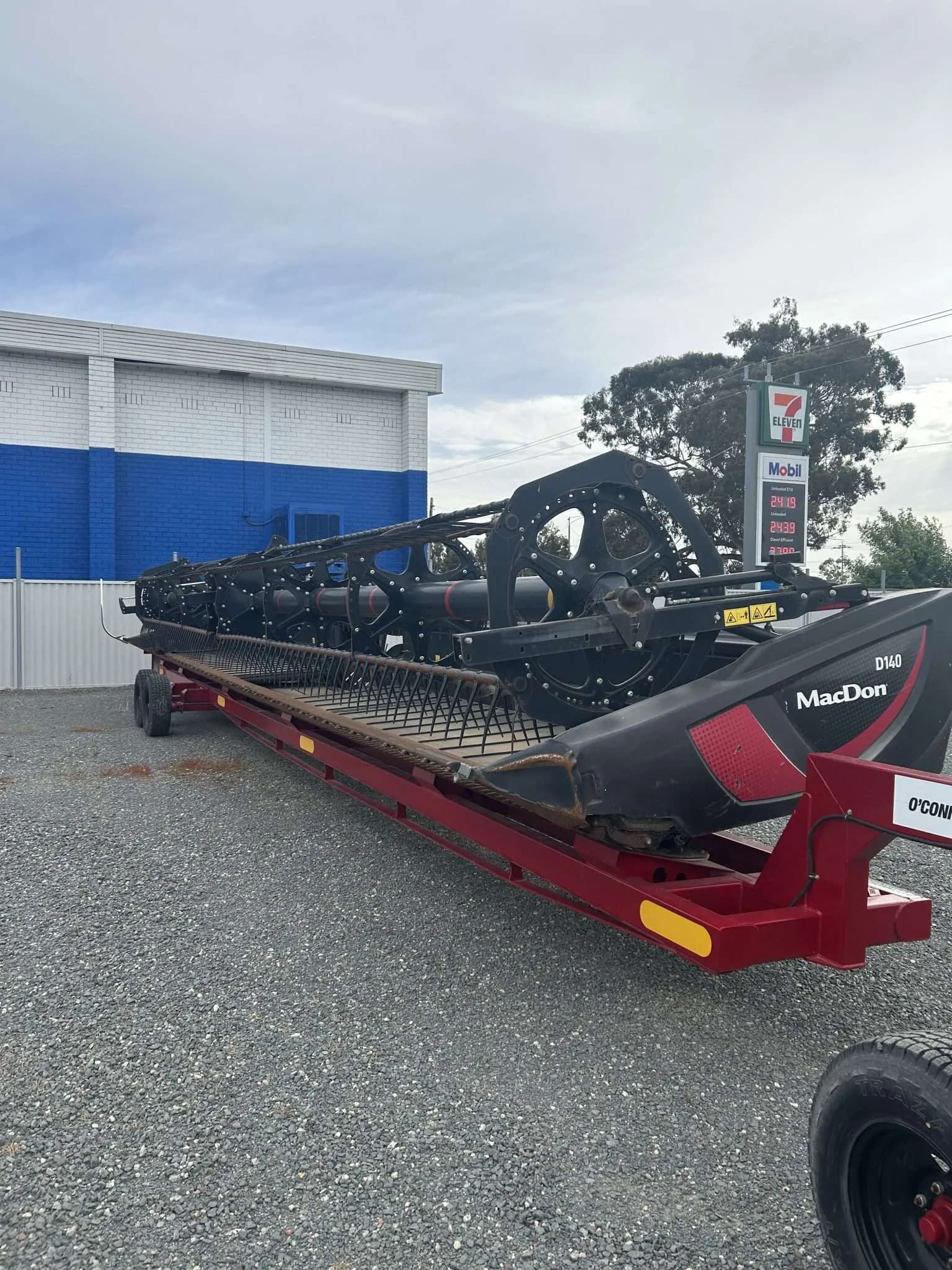 MACDON D140 FRONT, 2020