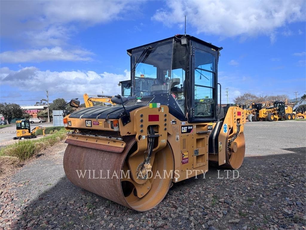 CAT CB54B