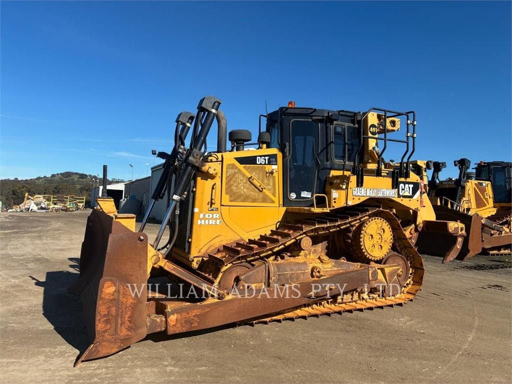 CAT D6T