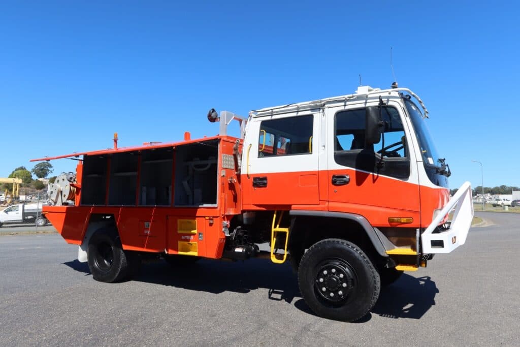 2000 Isuzu FTS 750 Crew Cab 4x4 - FIRE TRUCK