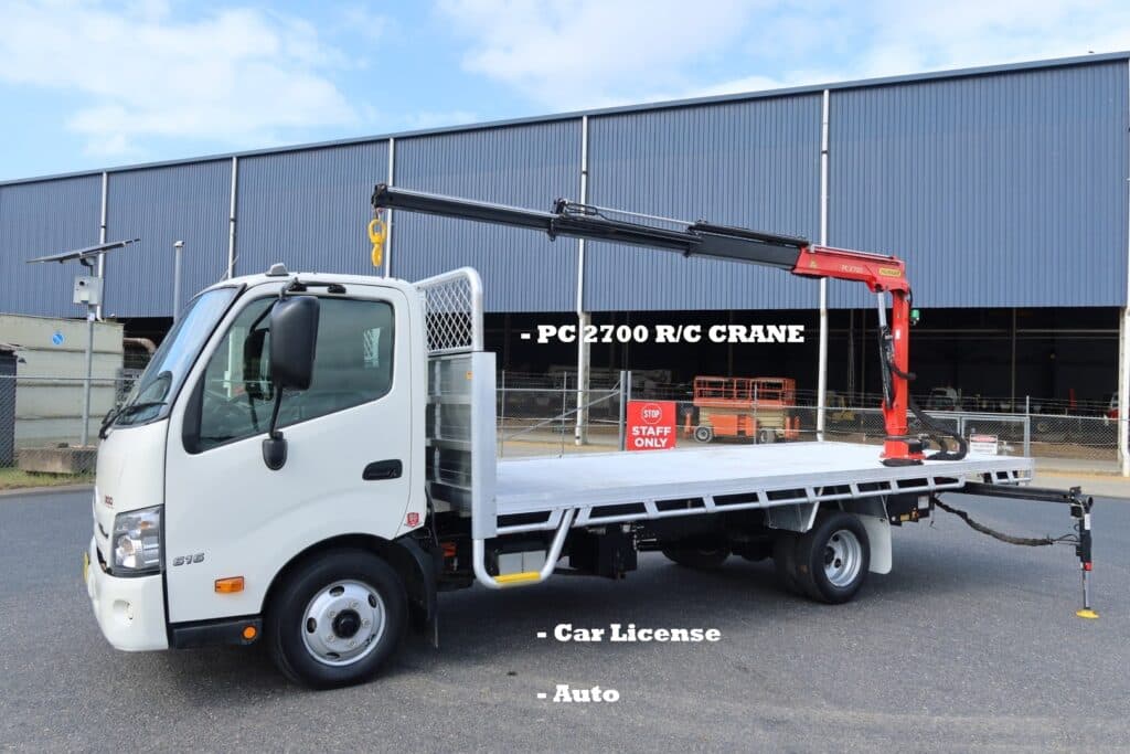 2022 Hino 300 Series - 616 Auto - TRAY TRUCK WITH CRANE