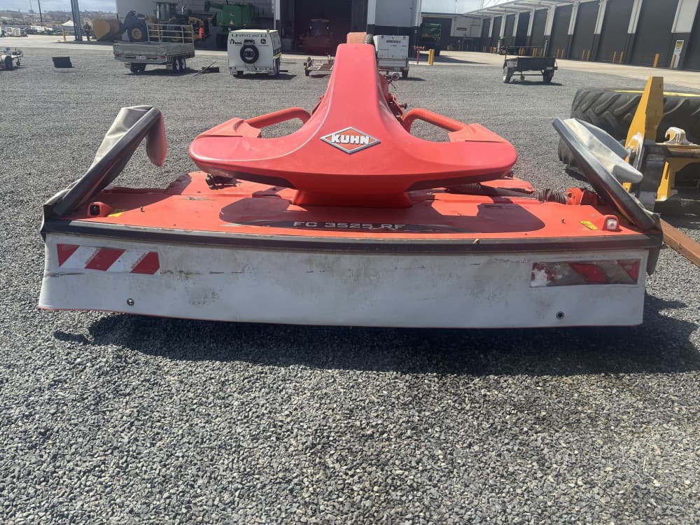 2021 Kuhn FC3525RF-FF Mower Conditioner