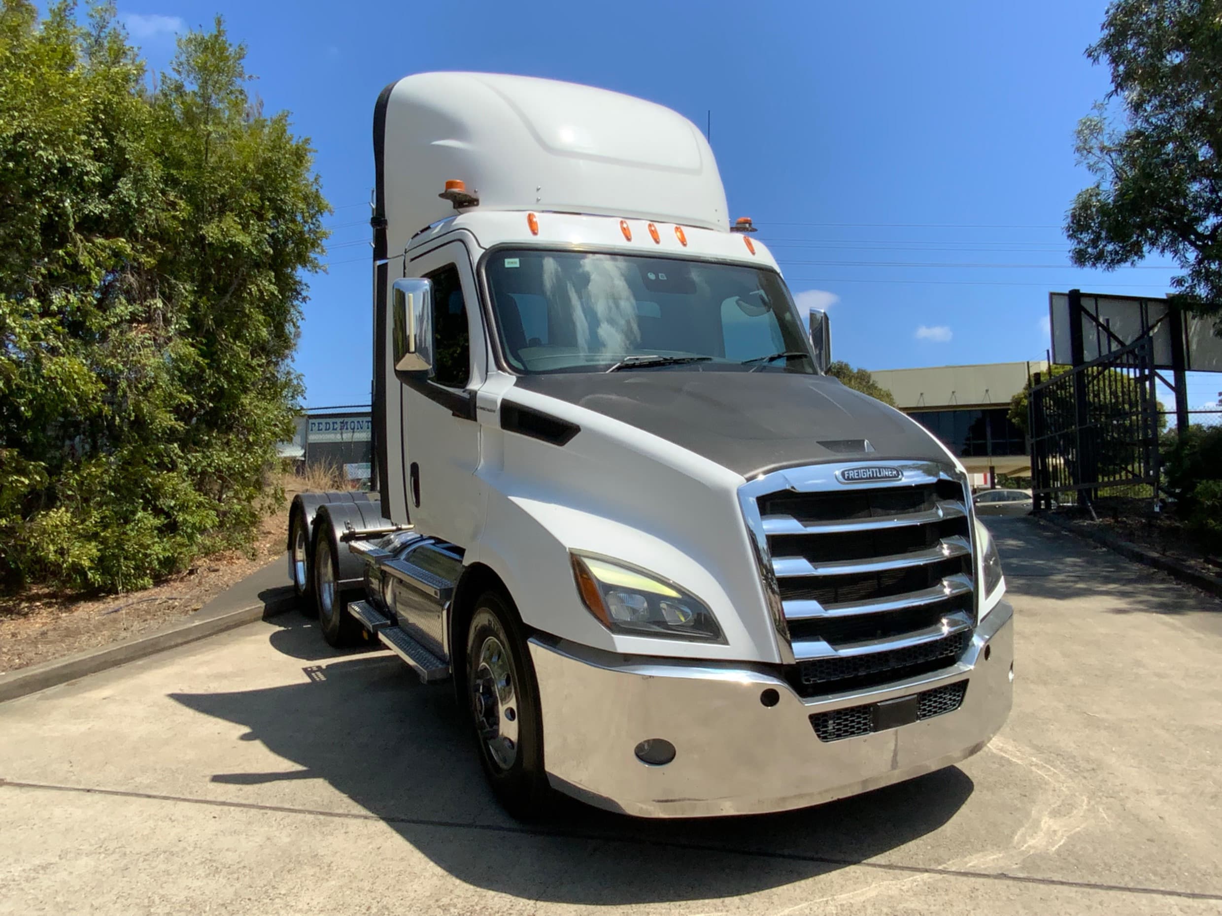Freightliner Cascadia 116 Primemover