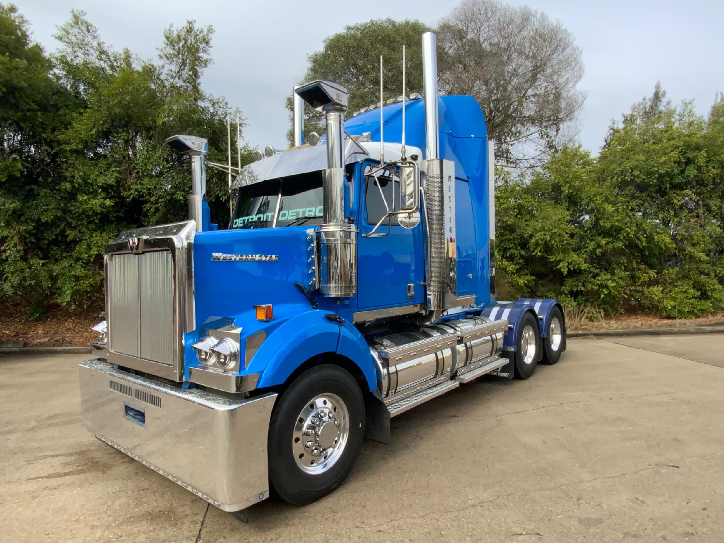 Western Star 4800FX Primemover
