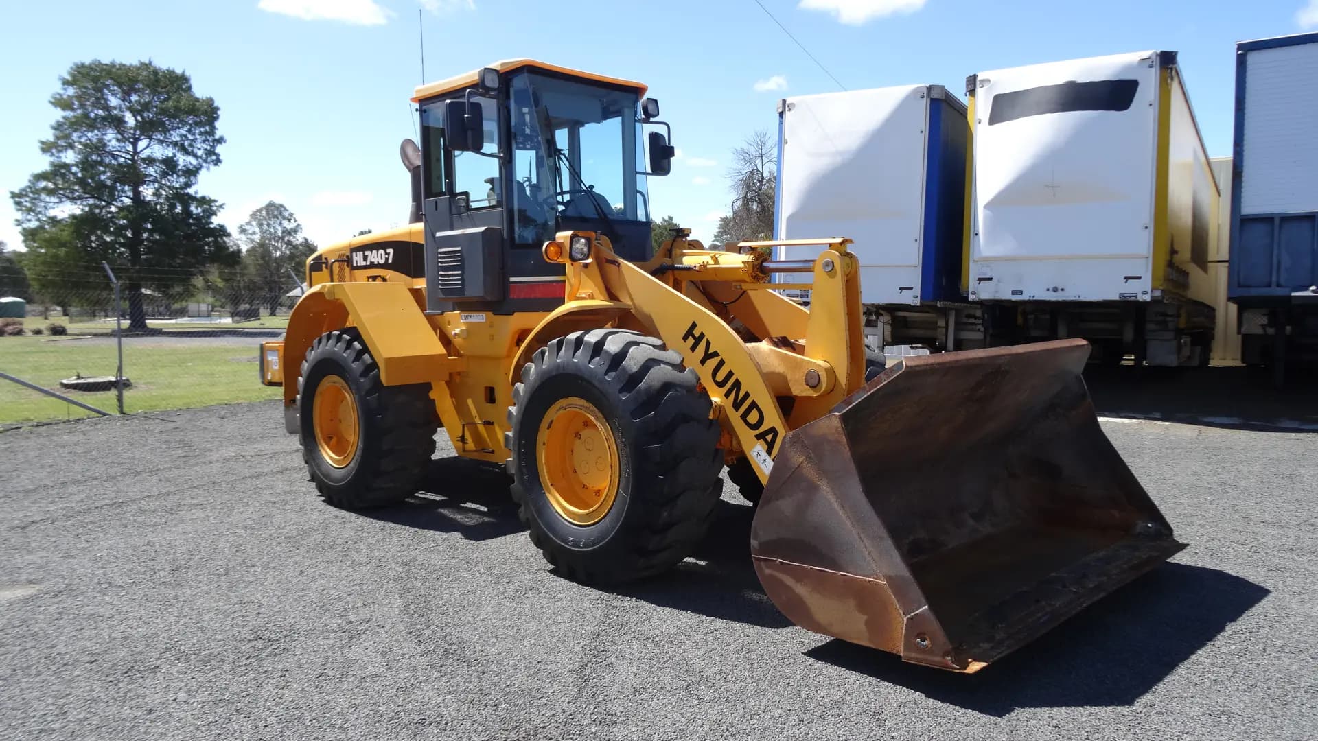 2005 HYUNDAI HL740-7