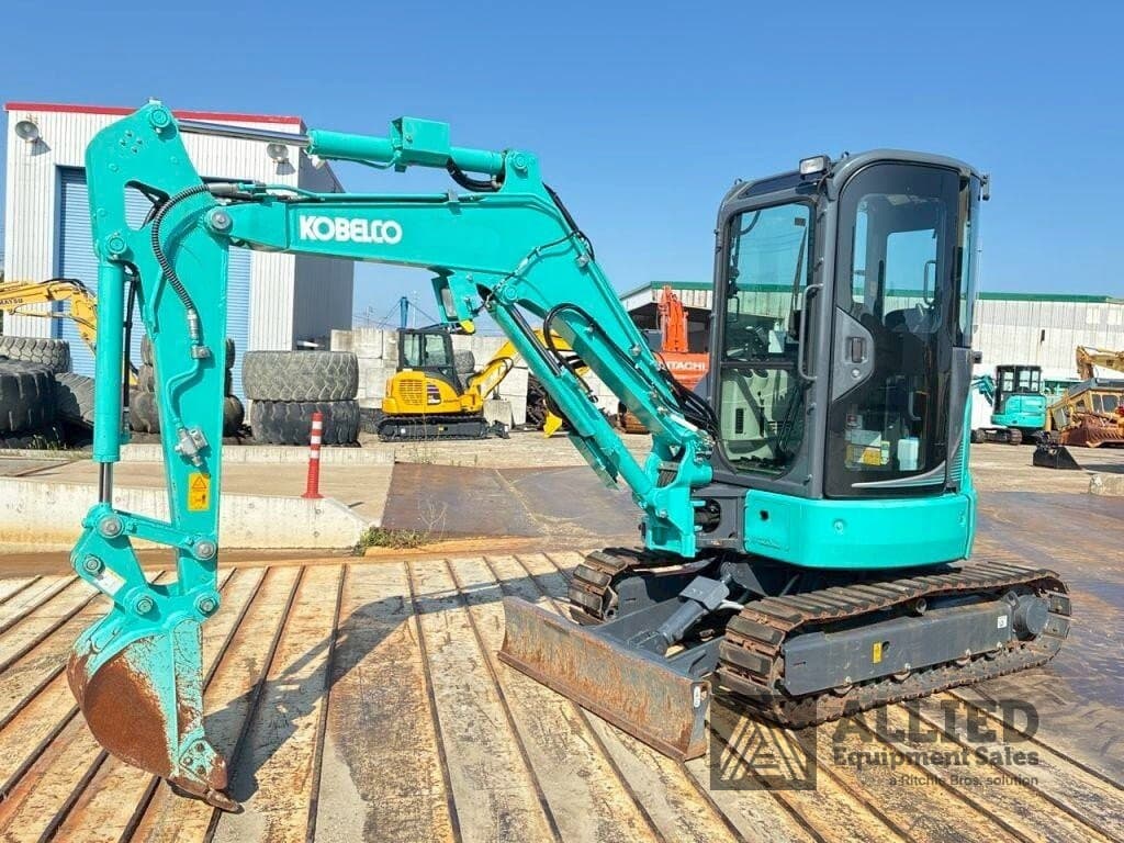2022 KOBELCO SK30SR-6 MINI EXCAVATOR