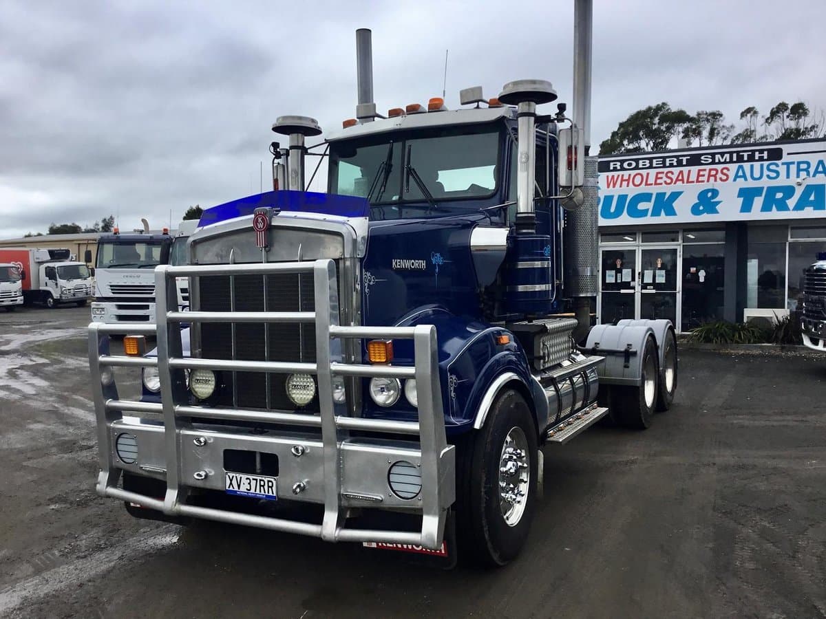2004 Kenworth T950 Tradition 2X Cummins Detroitt $145000+Gst T950 TRADITION
