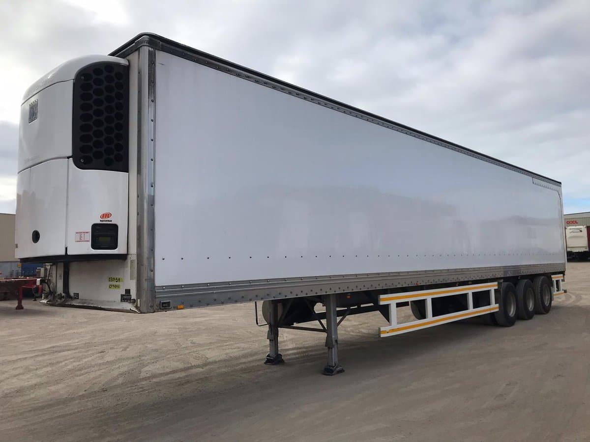 2008 Vawdrey 24P Freezer Van