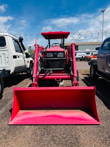 2022 Mahindra Agricultural Mahindra Tractor - 4025 - 2WD - 8/2 Sliding Mesh Rops 4IN1 Bucket Included
