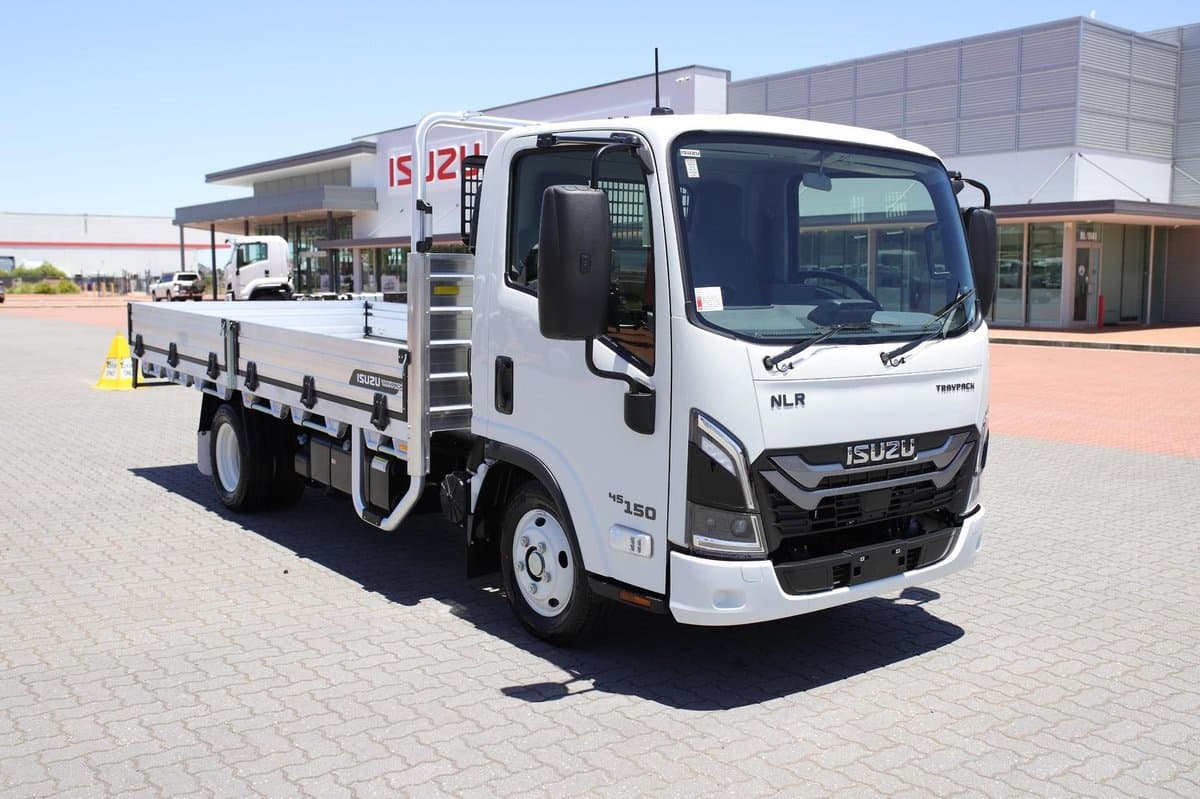 2026 Isuzu Nlr 45-150 Dt D34 Traypack