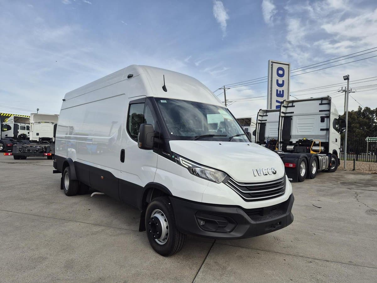 2025 Iveco Daily 70C21V