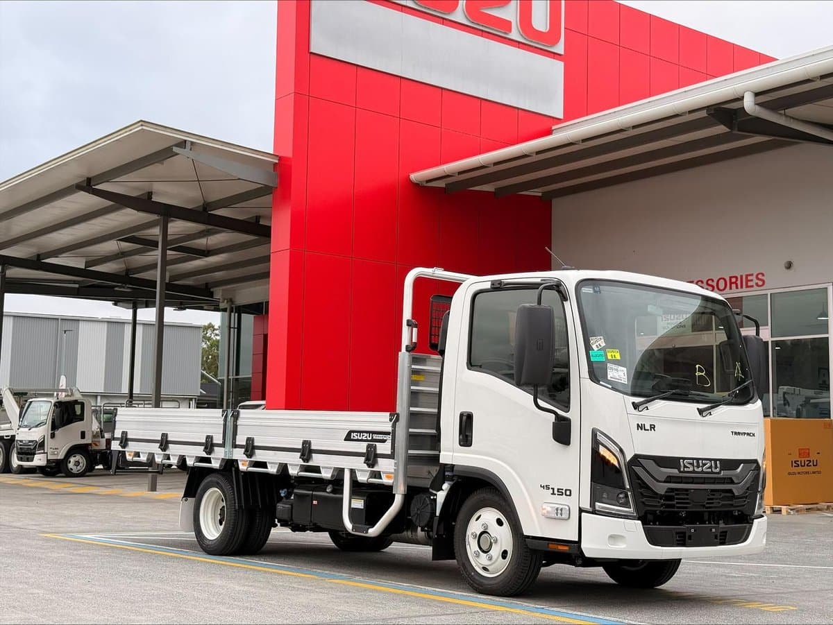 2026 Isuzu N Series NLR 45-150 DT D34 TRAYPACK