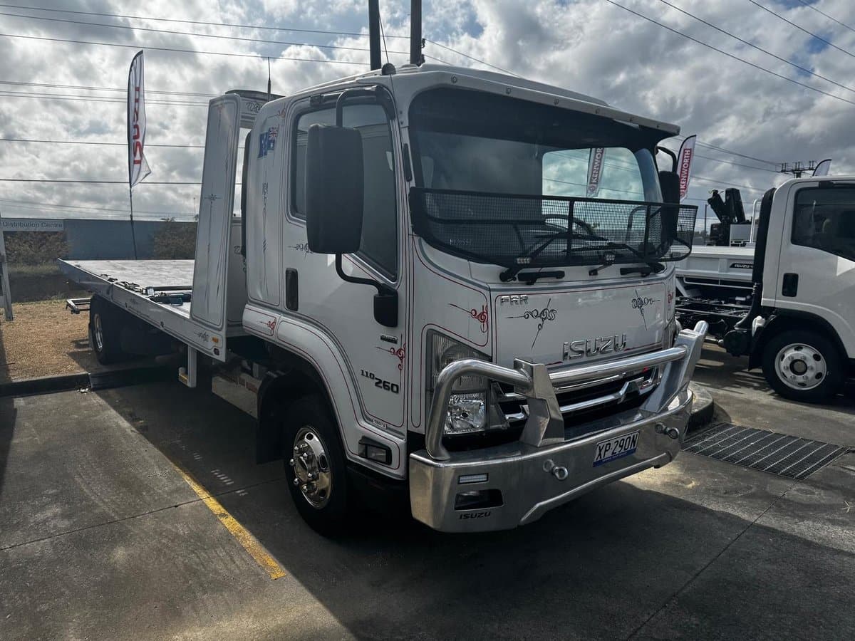 2019 Isuzu F Series FRR110-260