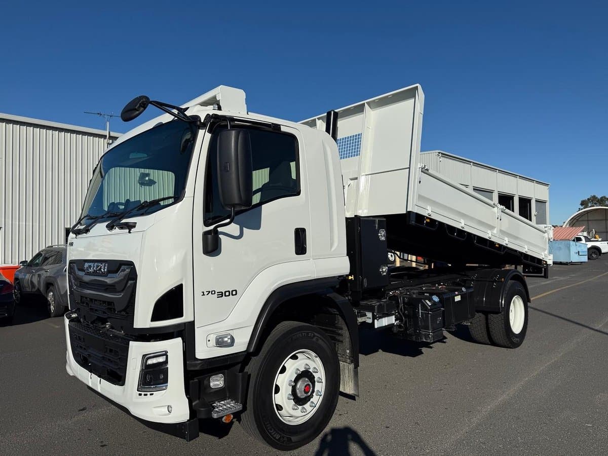 2026 Isuzu F Series FVR 170-300 AT R47