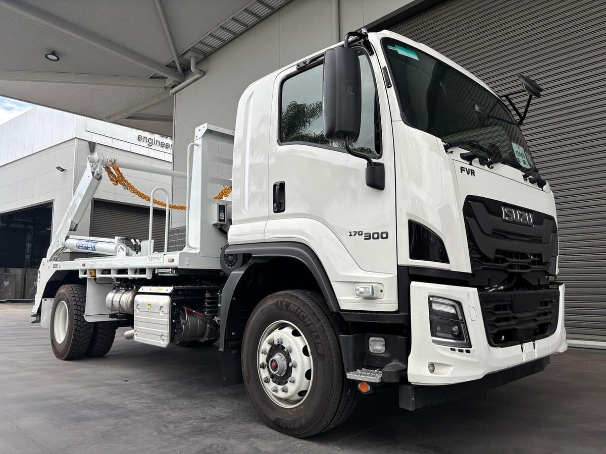 2026 Isuzu F Series FVR 170-300 AT R47