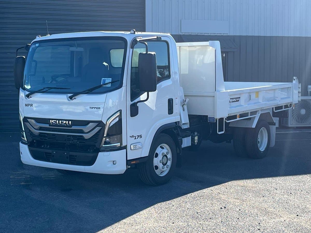2026 Isuzu N Series NPR 45/65-175 DT D34 Tipper