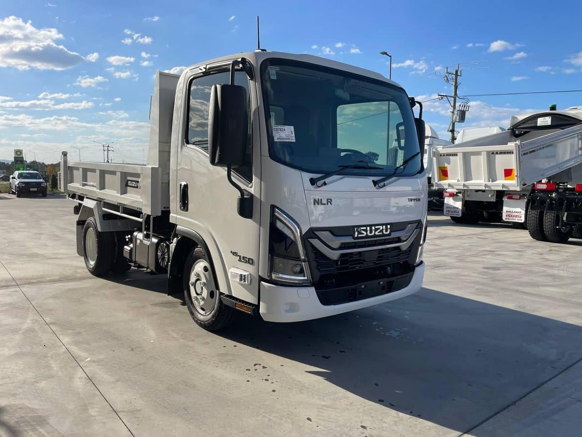 2026 Isuzu N Series NLR 45-150 DT D25 Tipper