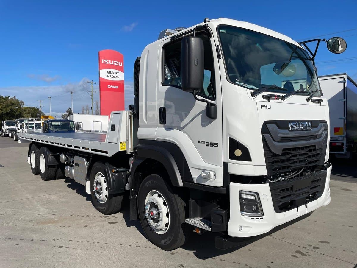 2026 Isuzu F Series FYJ 320-355 AT R67